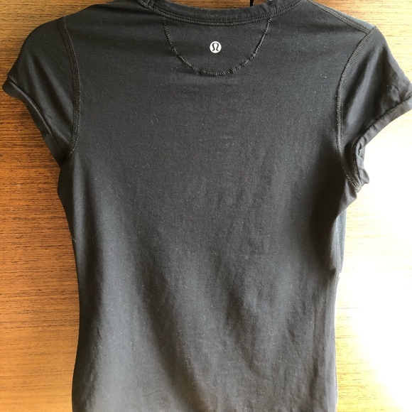 Lululemon Black Fitted Shirt - Picture 4 of 6